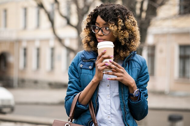 Afro amerikaanse schoonheid volwassen afrikaans