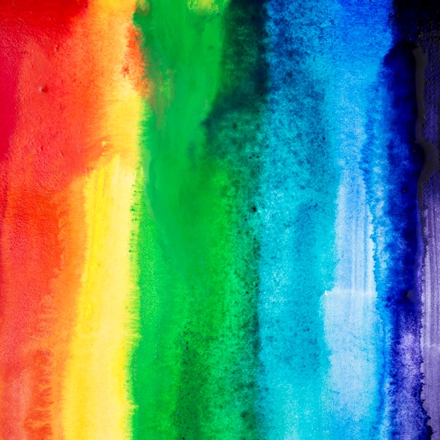 Gratis foto aquarel penseelstreken met regenboogkleuren