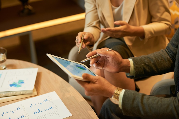 Gratis Foto bespreking financieel diagram