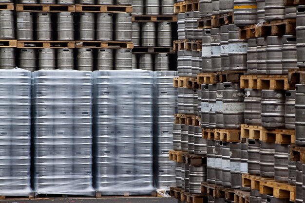 Bierkegels in rijen