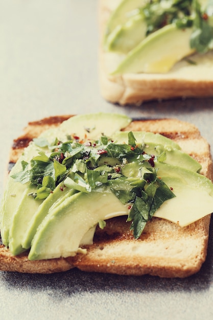 Biologische avocadosandwich