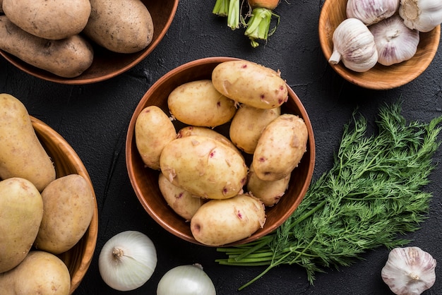 Biologische groenten op tafel