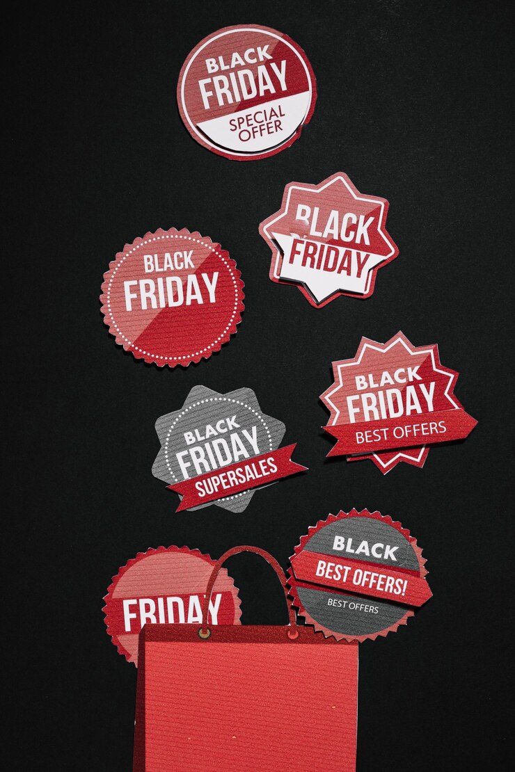 Gratis Foto black friday-stickers en rode papieren zak