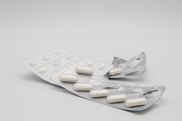 Blisterverpakkingen van tabletten / pillen. Medicijnen op recept in blisterverpakkingen