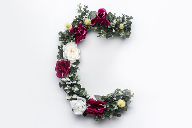 Bloem letter C Floral monogram Gratis foto