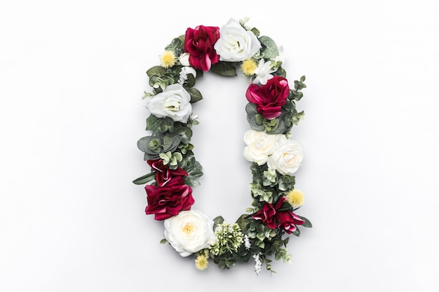 Gratis foto bloem letter o floral monogram gratis foto