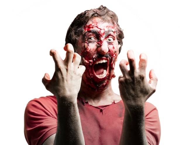 Gratis foto bloody zombie schreeuwen