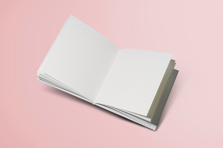 Gratis Foto boek op roze achtergrond
