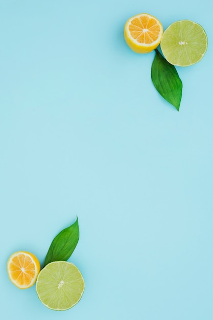 Bovenaanzicht citroenen op de hoeken