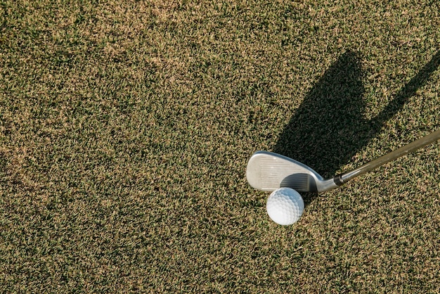 Bovenaanzicht golfclub op cursus