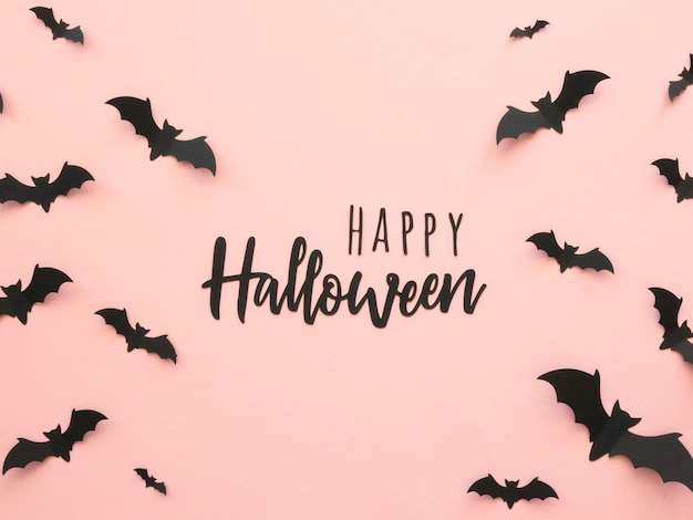 Gratis foto bovenaanzicht halloween concept met vleermuizen