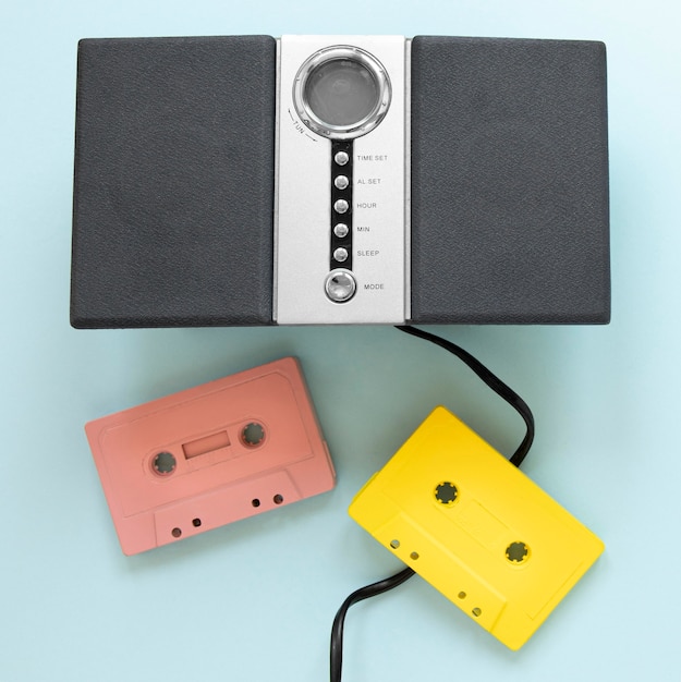 Bovenaanzicht kleurrijke cassettes tapes