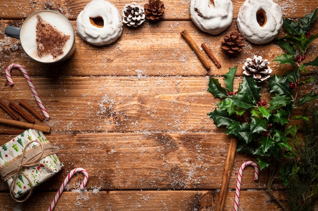 Bovenaanzicht koffiekopje met kopie ruimte