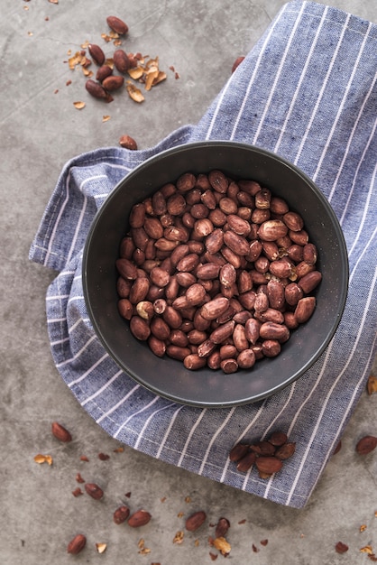 Bovenaanzicht van chesnuts op doek