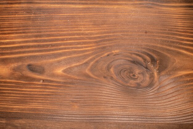 Bovenaanzicht van lege ruimte op een bruine houten achtergrond