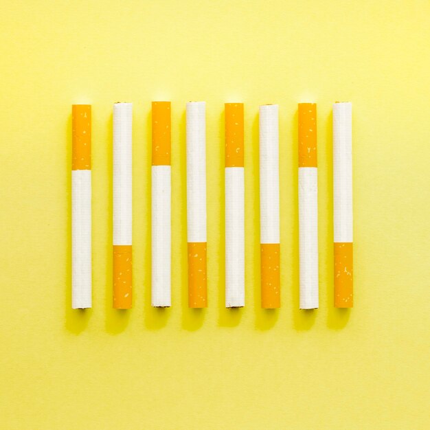 Bovenaanzicht van sigaret slechte gewoonte regeling
