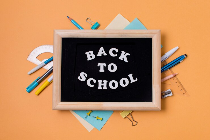 Gratis Foto bovenaanzicht van terug naar school concept