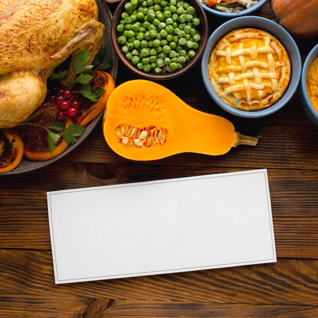 Gratis foto bovenaanzicht van thanksgiving concept met kopie ruimte