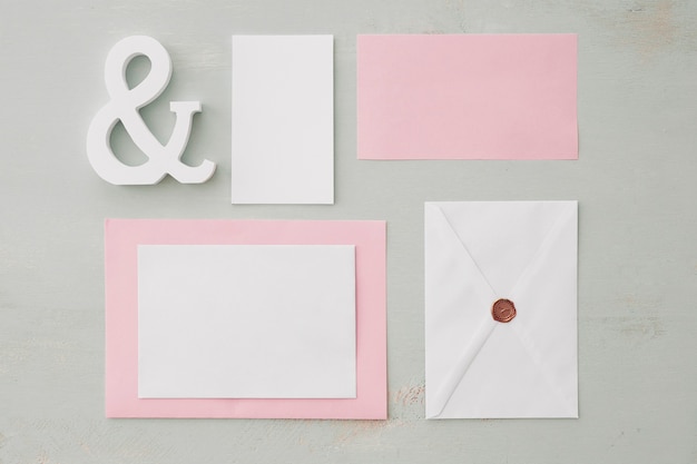 Gratis foto briefpapier bruiloft concept met ampersand