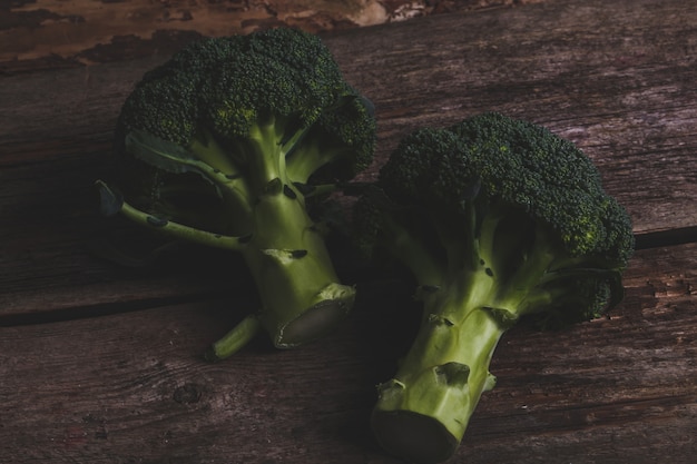 Broccoli op de tafel