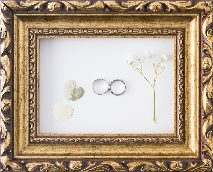 Gratis Foto bruiloftsringen met ornamenten