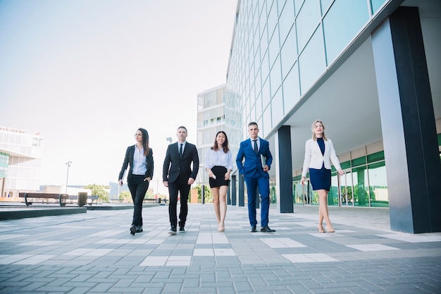 Business team in de straat