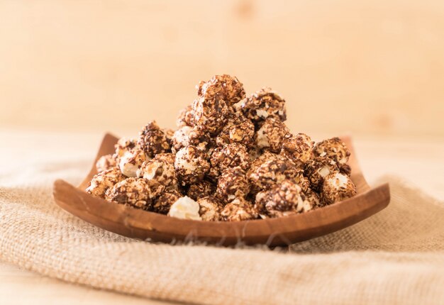 Chocolade bedekte popcorn