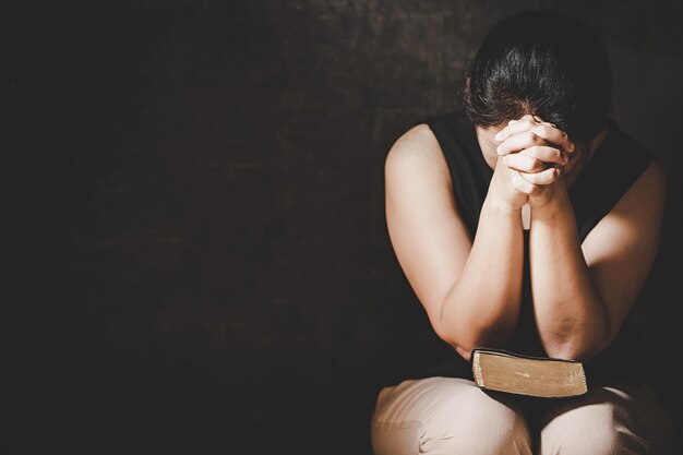 Christelijk leven crisis gebed tot God.