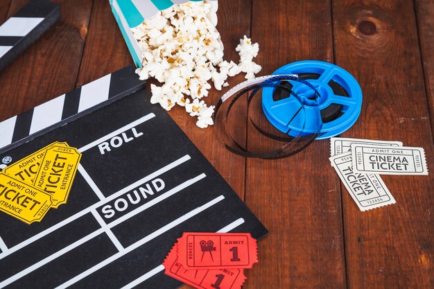 Cinema dingen op tafel