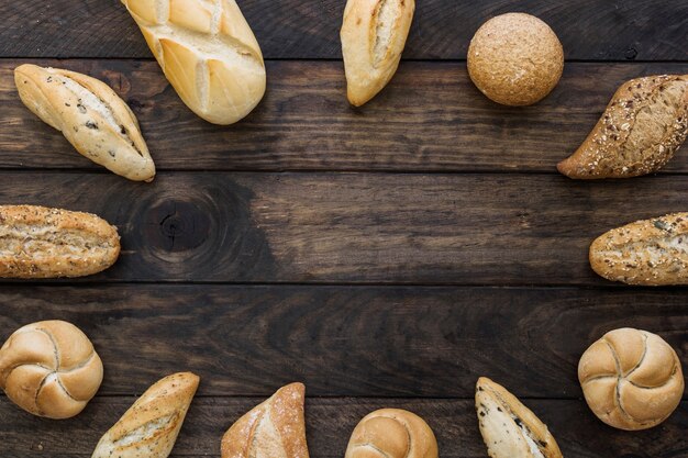 Cirkel van verse broodjes