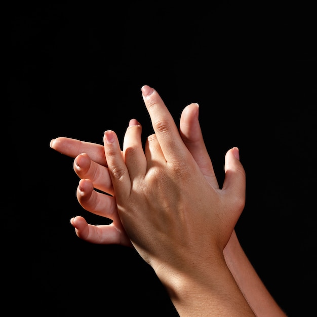 Close-up flamenca hand in hand samen