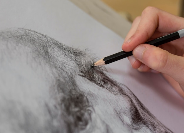 Close-up kunstenaar schets
