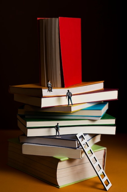 Gratis foto close-up op kleurrijke boekenstapel