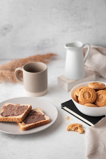 Close-up op tafel vol eten