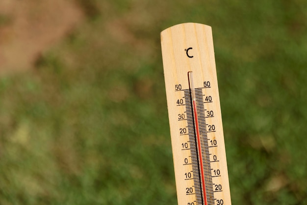 Close-up op thermometer met hoge temperatuur