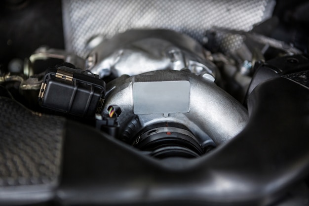 Close-up van de motor van een auto