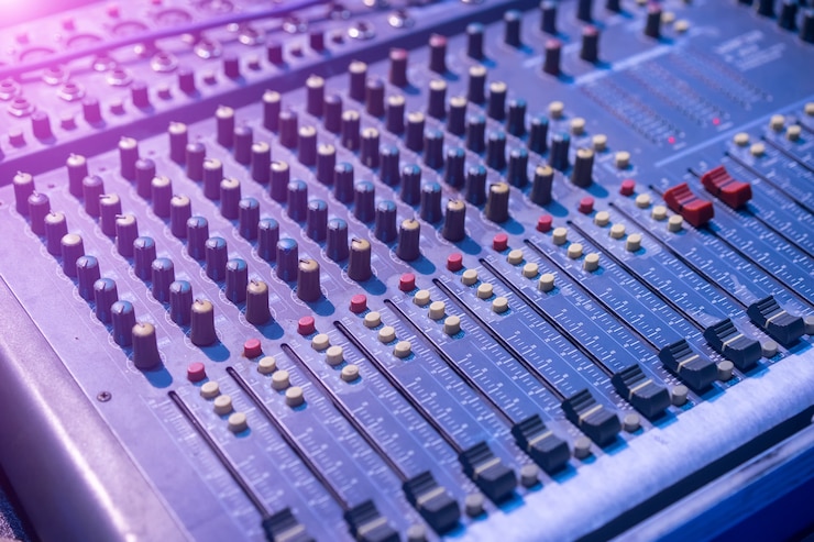 Gratis Foto close-up van de muziek mixer
