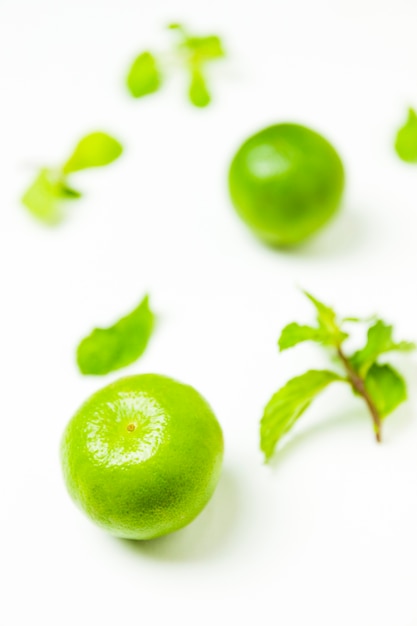 Close-up van een groene limoen