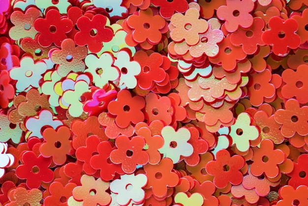Close-up van rode bloemen decoratieve documenten close-up