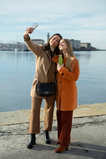 Close-up van vrouwen die een selfie maken