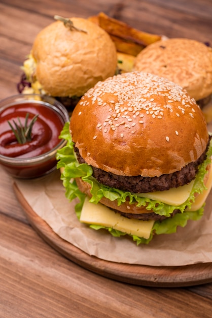 Close-uphamburger met ketchup