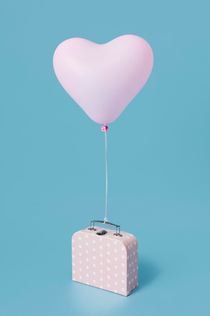 Compositie met schattige hartballon