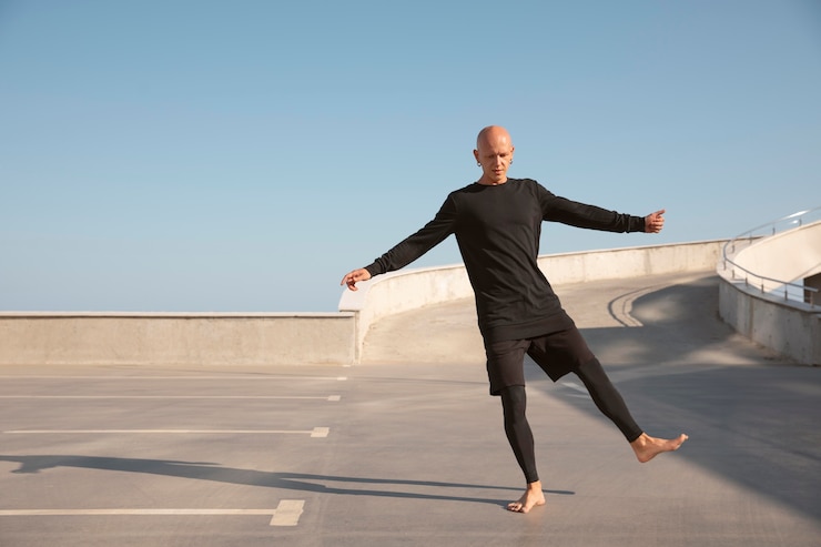 Gratis Foto danser die elegante uitvoerende kunst doet