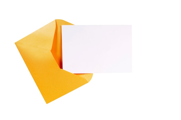 De bruine envelop van Manilla met lege brievenkaart