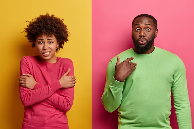 De noodlijdende vrouw slaat de armen over het lichaam, beeft van de kou, klettert met de tanden, heeft een warm jasje nodig, de verbaasde man met een donkere huid wijst naar zichzelf, heeft afgeluisterde ogen, toont een groot ongeloof, vraagt waarom ik.