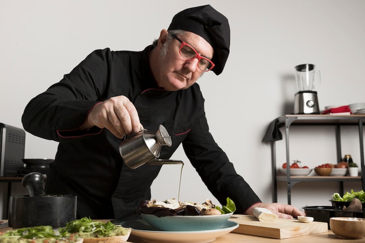 Gratis Foto de salade van het lage chef-kokkruiden