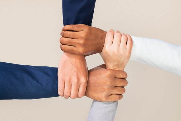 Diverse handen verenigd zakelijk teamwork gebaar