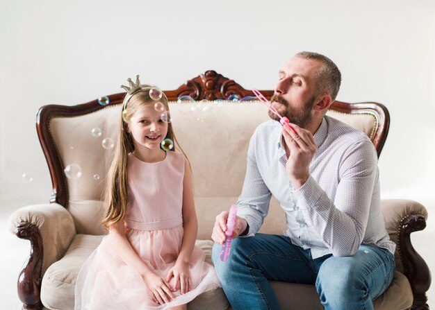 Dochter en vader op vaders dag