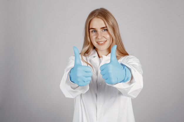 Dokter . Geïsoleerd op witte achtergrond