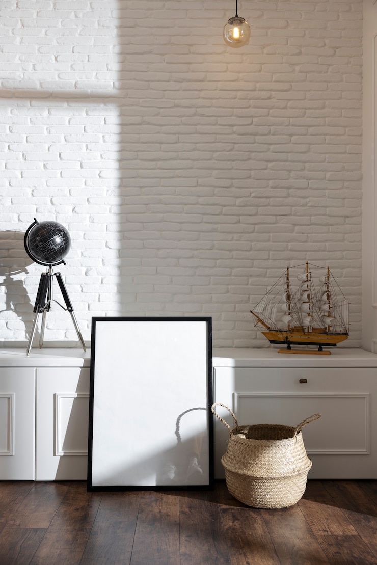 Gratis Foto donkere fotoram en mandarrangement